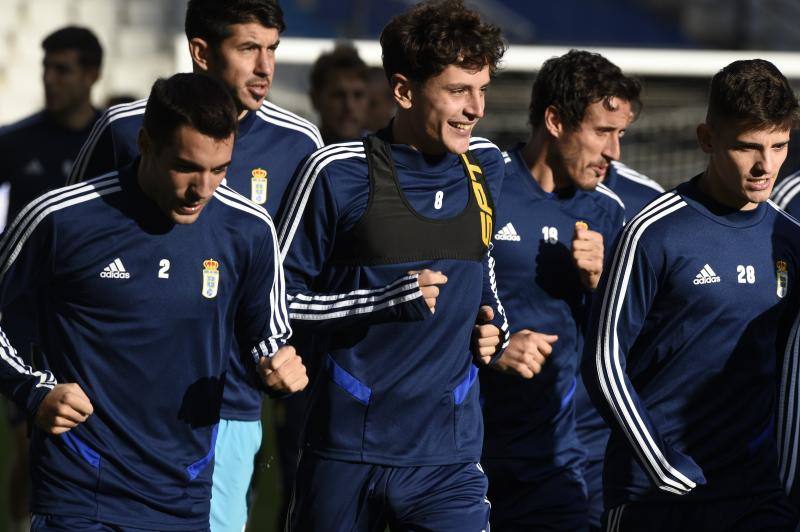 El Real Oviedo ha preparado este viernes el encuentro que disputará el domingo ante el Rayo Vallecano. 