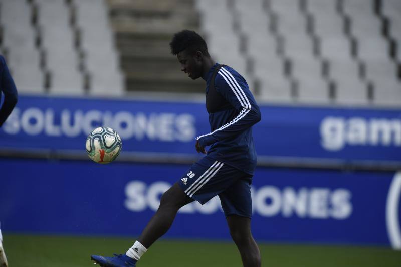 El Real Oviedo ha preparado este viernes el encuentro que disputará el domingo ante el Rayo Vallecano. 