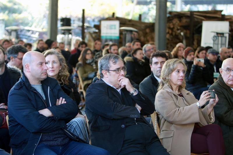 La brigada de Salvamento Minero de Hunosa, la Unidad Militar de Emergencias, el Servicio de Montaña de la Guardia Civil y la unidad de Subsuelo de la Policía Nacional participan, por primera vez de forma conjunta, en un simulacro de accidente en el Pozo Santiago.