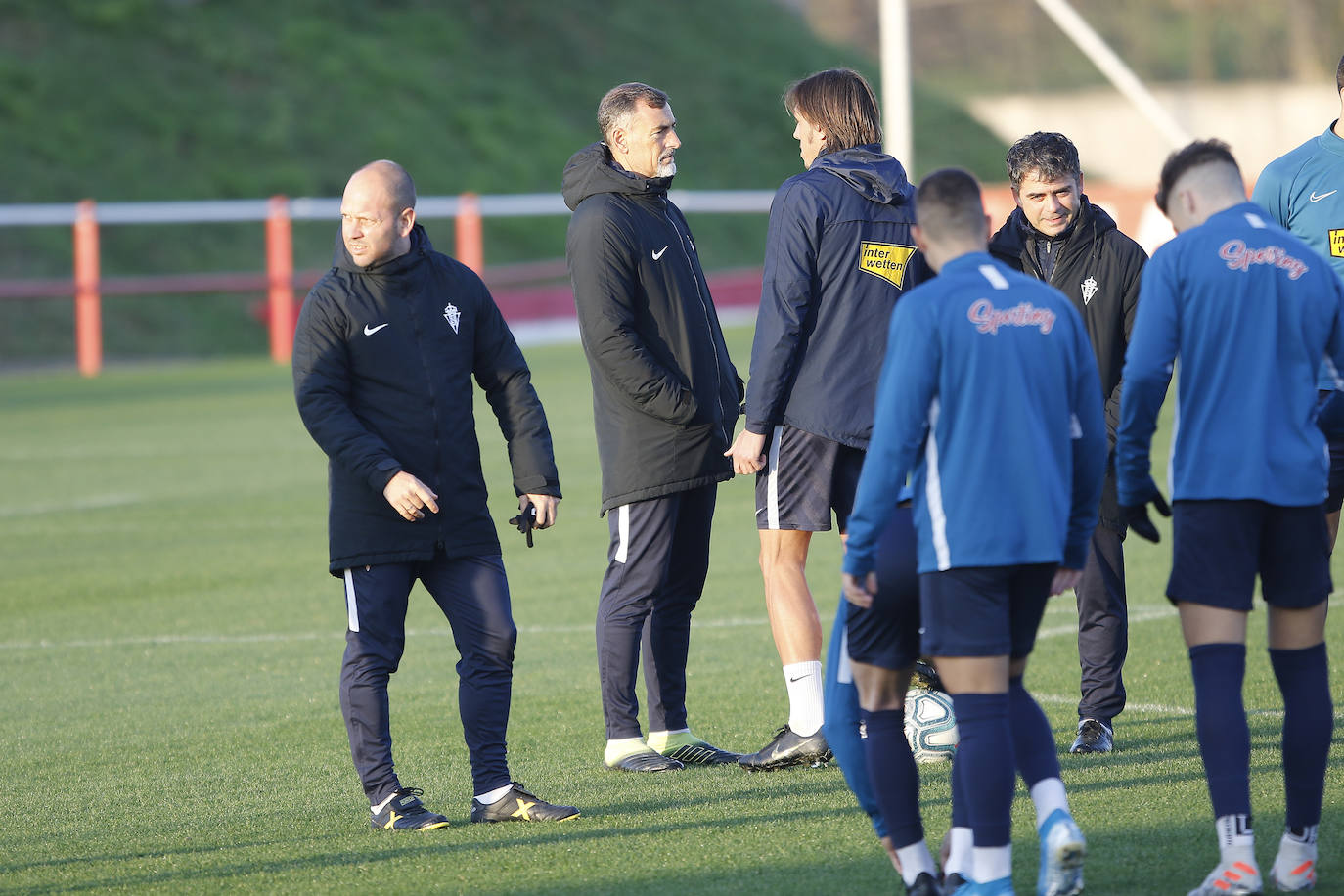 Fotos: Entrenamiento del Sporting (4-12-19)