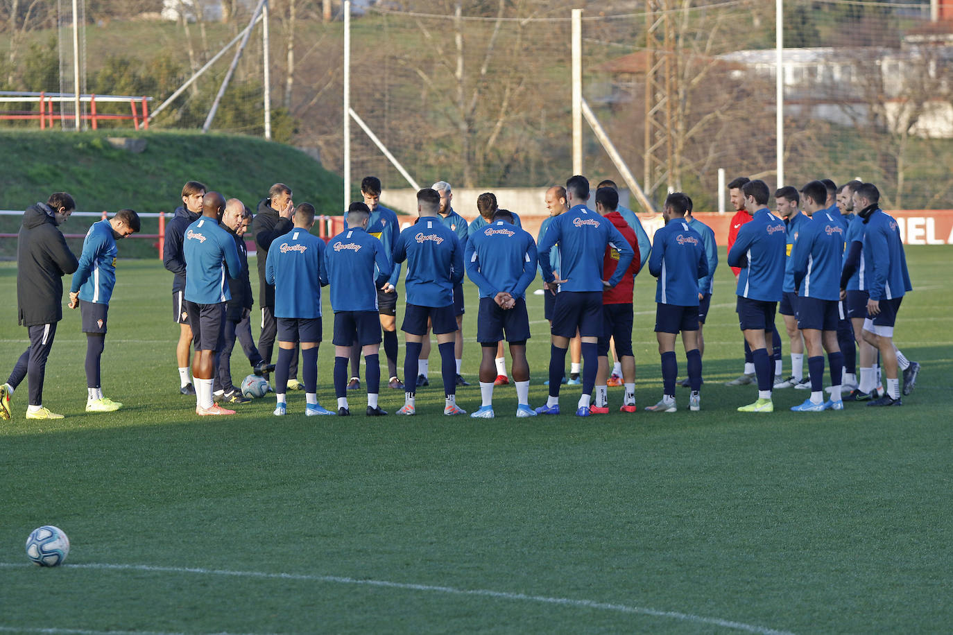 Fotos: Entrenamiento del Sporting (4-12-19)