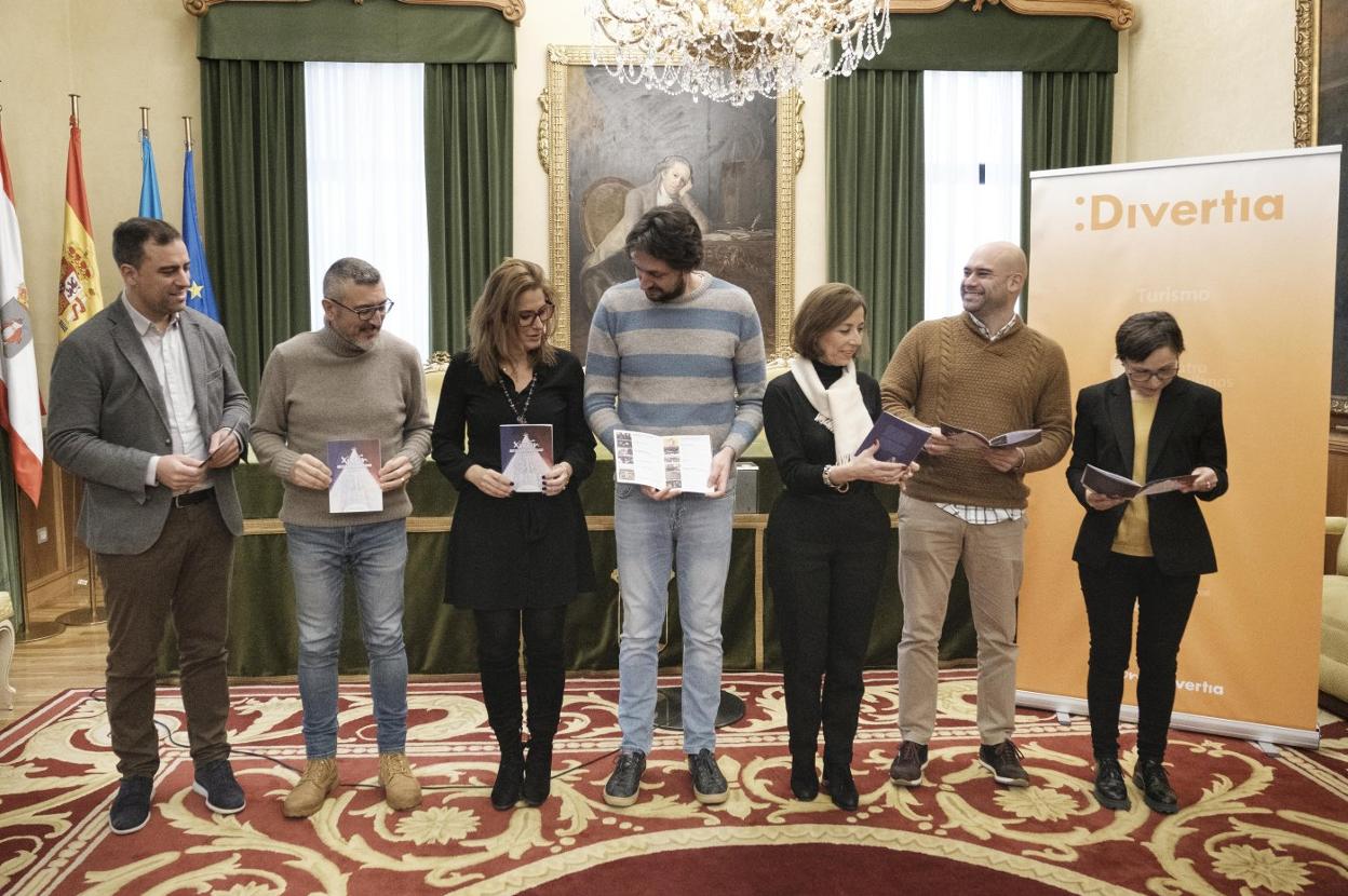 Olmo Ron, José Carlos F. Sarasola, Lara Martínez, Alberto Ferrao, Ángeles Ahúja, Jesús Martínez Salvador y Yolanda Huergo. 