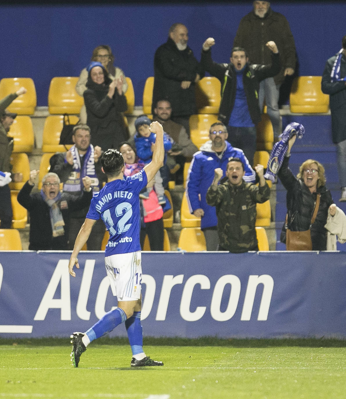 Fotos: Encuentro del Oviedo contra el Alcorcón