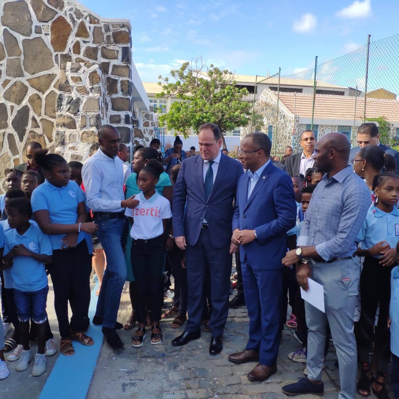 Fotos: Izertis inaugura su centro de informática en Cabo Verde