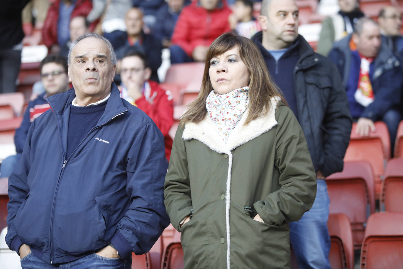 Fotos: ¿Estuviste en el Sporting - Ponferradina? ¡Búscate!