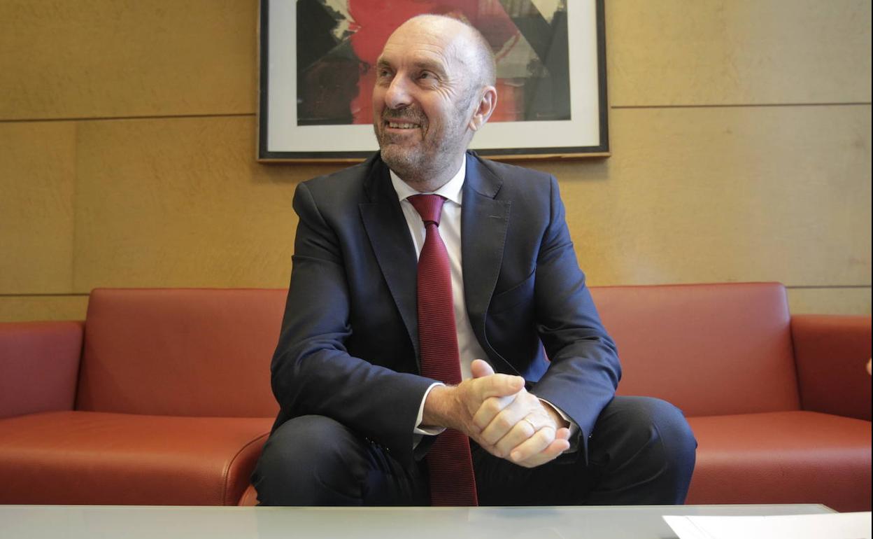 Juan Cofiño, consejero de Infraestructuras, Medio Ambiente y Cambio Climático. 