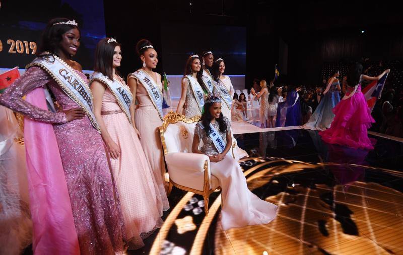 La candidata de Jamaica, Toni-Ann Singh, fue coronada hoy, sábado, como la nueva Miss Mundo 2019, en una ceremonia celebrada en la ciudad de Londres.