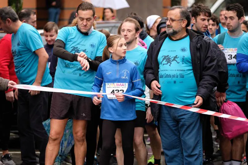 Decenas de corredores han participado en la tercera edición de la cita solidaria Teatinos Race for Life, organizada para reunir fondos destinados a la lucha contra el Linfoma, el Mieloma Múltiple y la Leucemia.