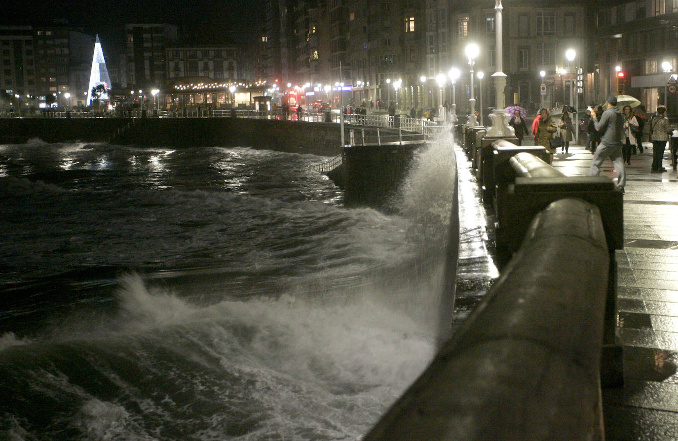 Fotos: Las imágenes que deja el temporal en Asturias