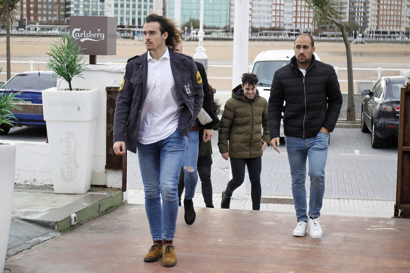 Los jugadores y las jugadoras del Sporting han compartido con la directiva la tradicional comida de Navidad en un hotel de Gijón.