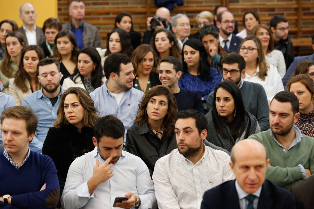 La Asociación de Alumnos del Inmaculada celebró este sábado el tradicional día del antiguo alumno, que reunió a 230 personas.