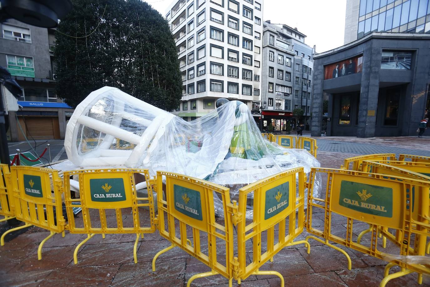 La región, en alerta roja por viento y oleaje.