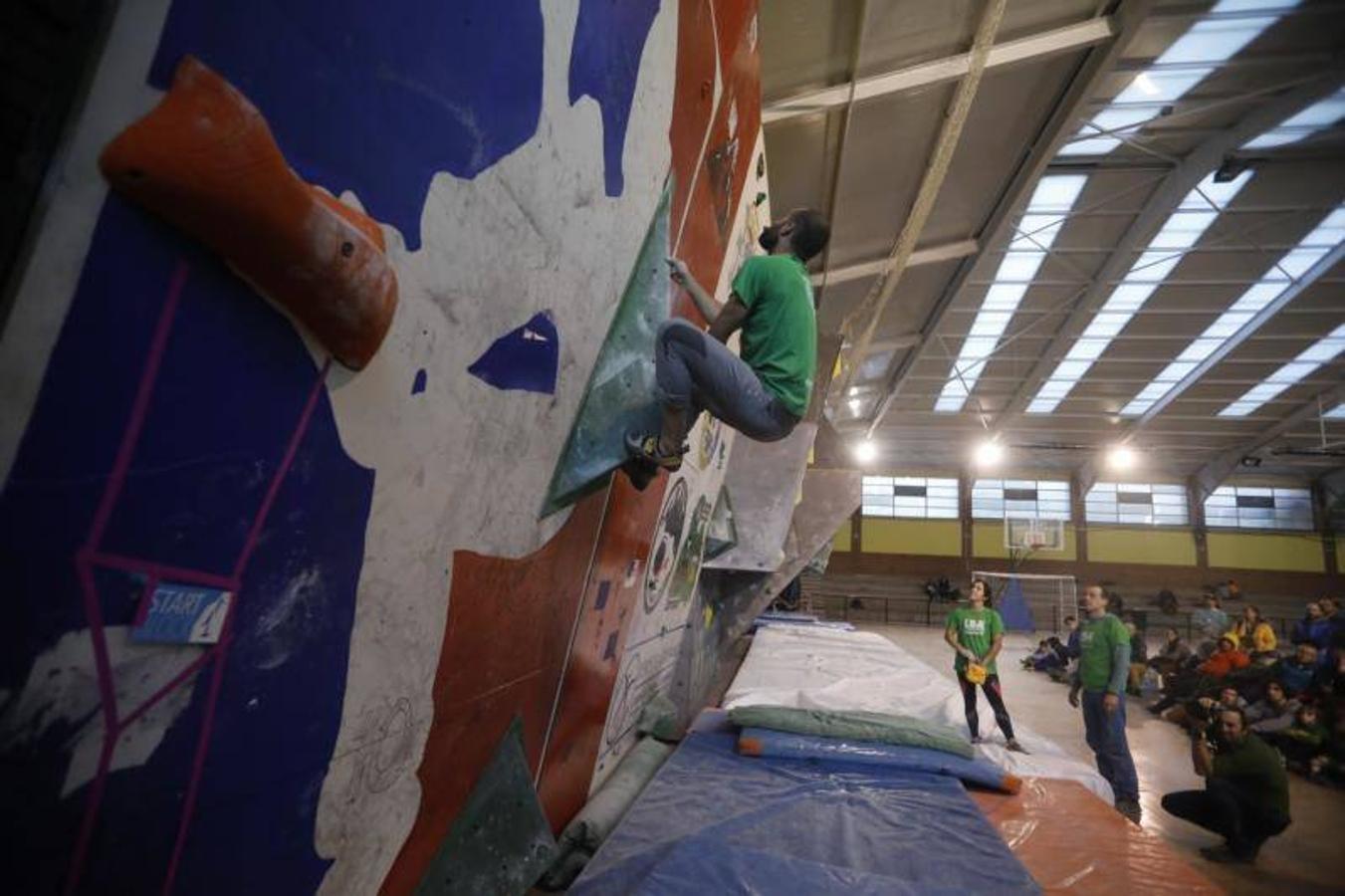 Fotos: ¿Estuviste en la final de la Copa de Asturias de escalada? ¡Búscate!