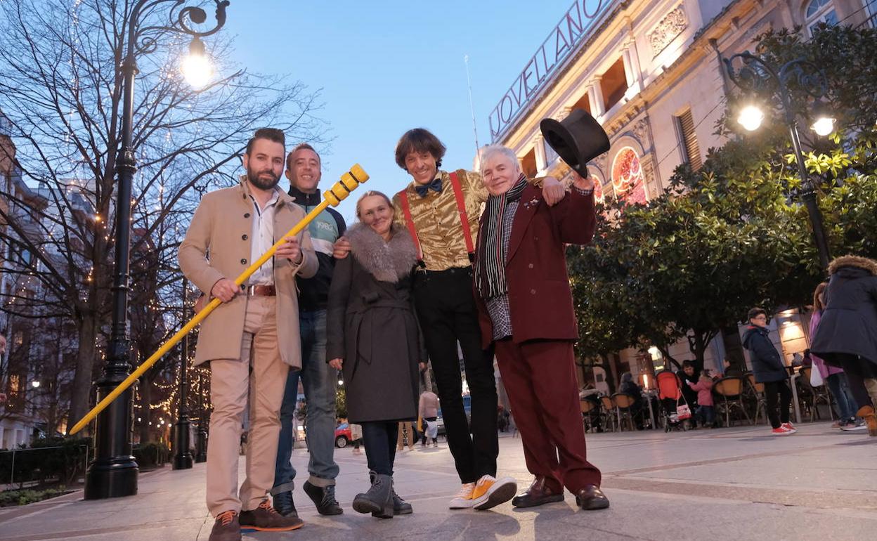 Algunos de los magos de la Semana Mágica de Gijón. 