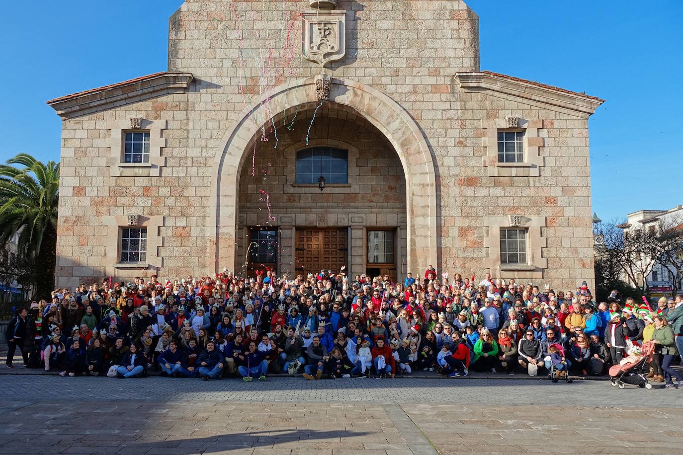 La cita solidaria se ha convertido en la más multitudinaria en la zona durante estas fechas de Navidad. 