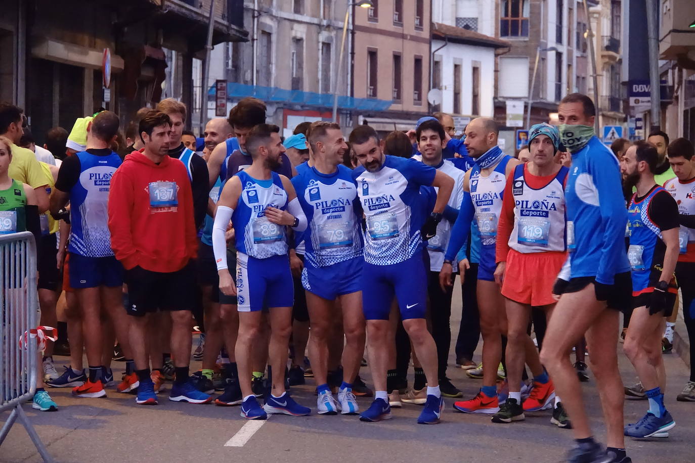 Tras él cruzaron la meta Pablo Alonso Villa y José Miguel Redondo Corrales. En categoría femenina, los tres primeros puestos fueron para Beatriz Valiente Vena, Patricia Álvarez Pérez y Laura Menéndez Rodríguez- Noriega.