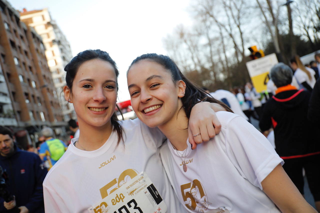 Fotos: Diversión en la San Silvestre de Gijón