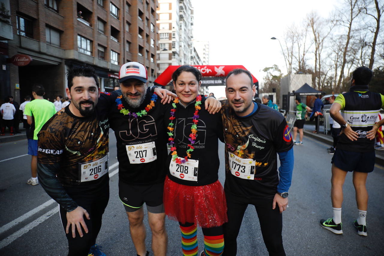 Fotos: Diversión en la San Silvestre de Gijón