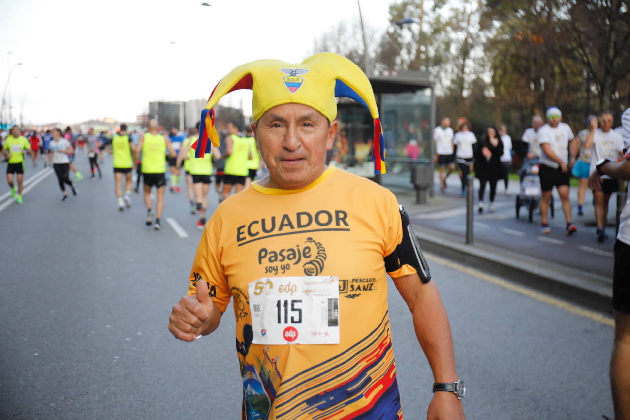 Fotos: Diversión en la San Silvestre de Gijón