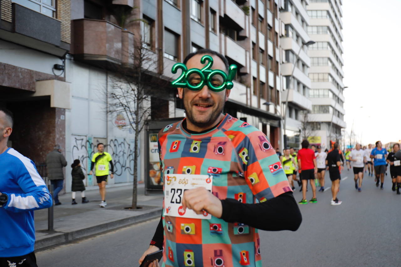 Fotos: Diversión en la San Silvestre de Gijón