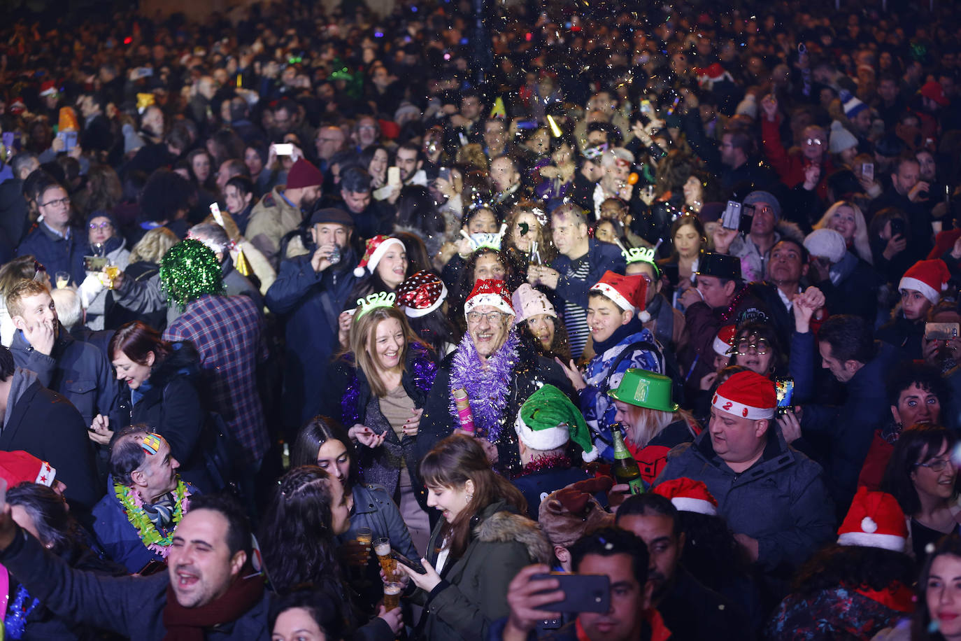 La salud y el ascenso del Sporting los deseos más repetidos 