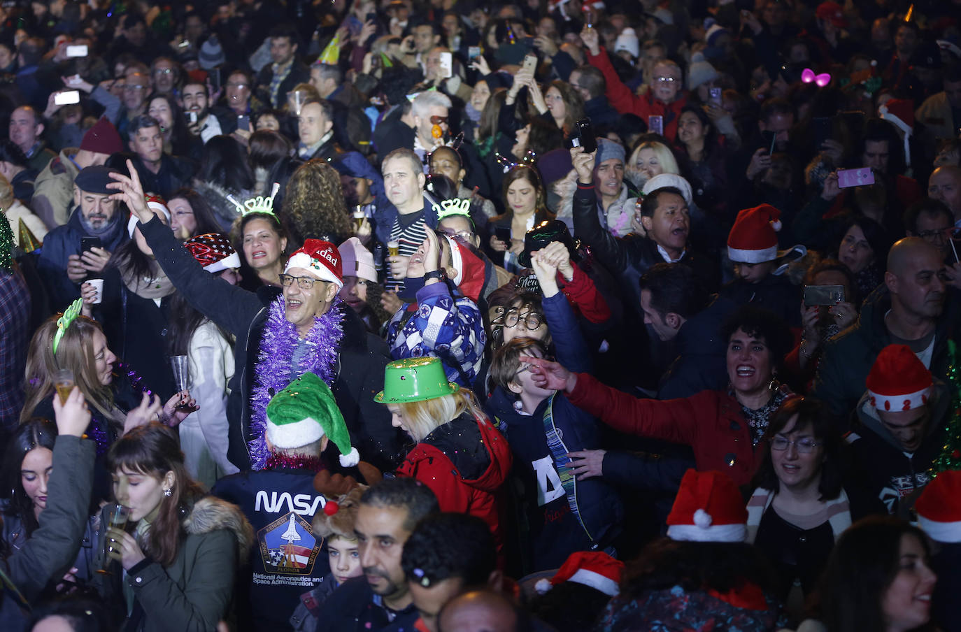 La salud y el ascenso del Sporting los deseos más repetidos 