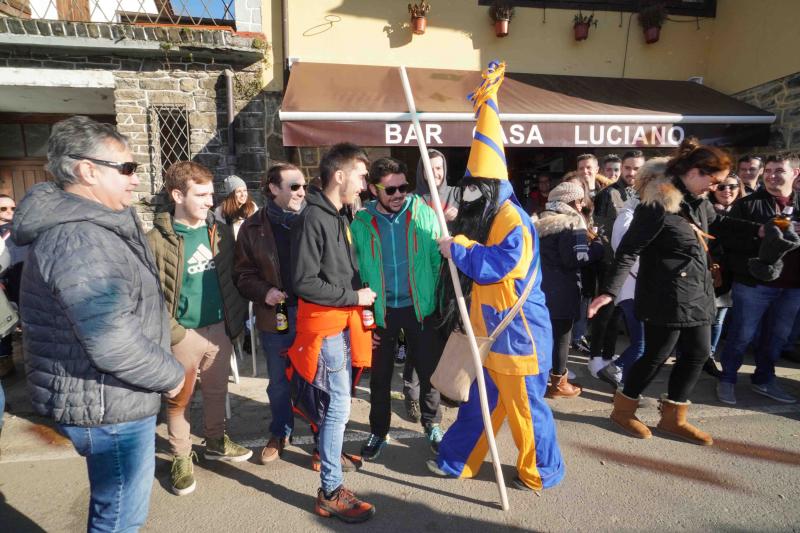 Fotos: El Guirria celebra el nuevo año en Ponga
