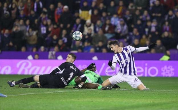 Enes Ünal marca uno de sus dos goles al Leganés. 