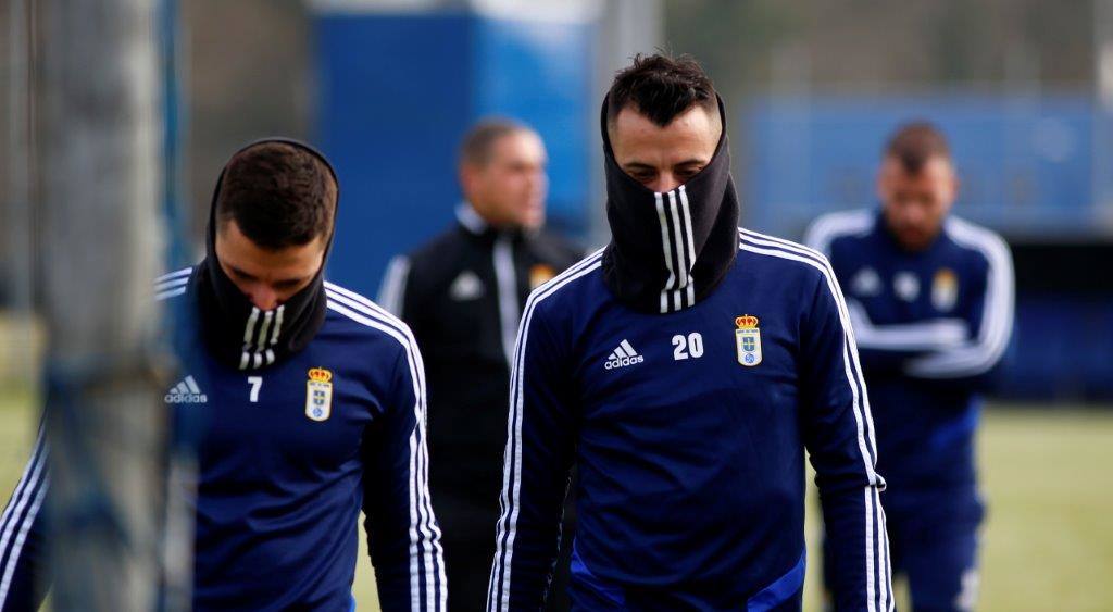 Javi Rozada facilitará mañana, tras una última activación en el Tartiere, la convocatoria definitiva que se concentrará hasta el inicio del partido ante el Málaga