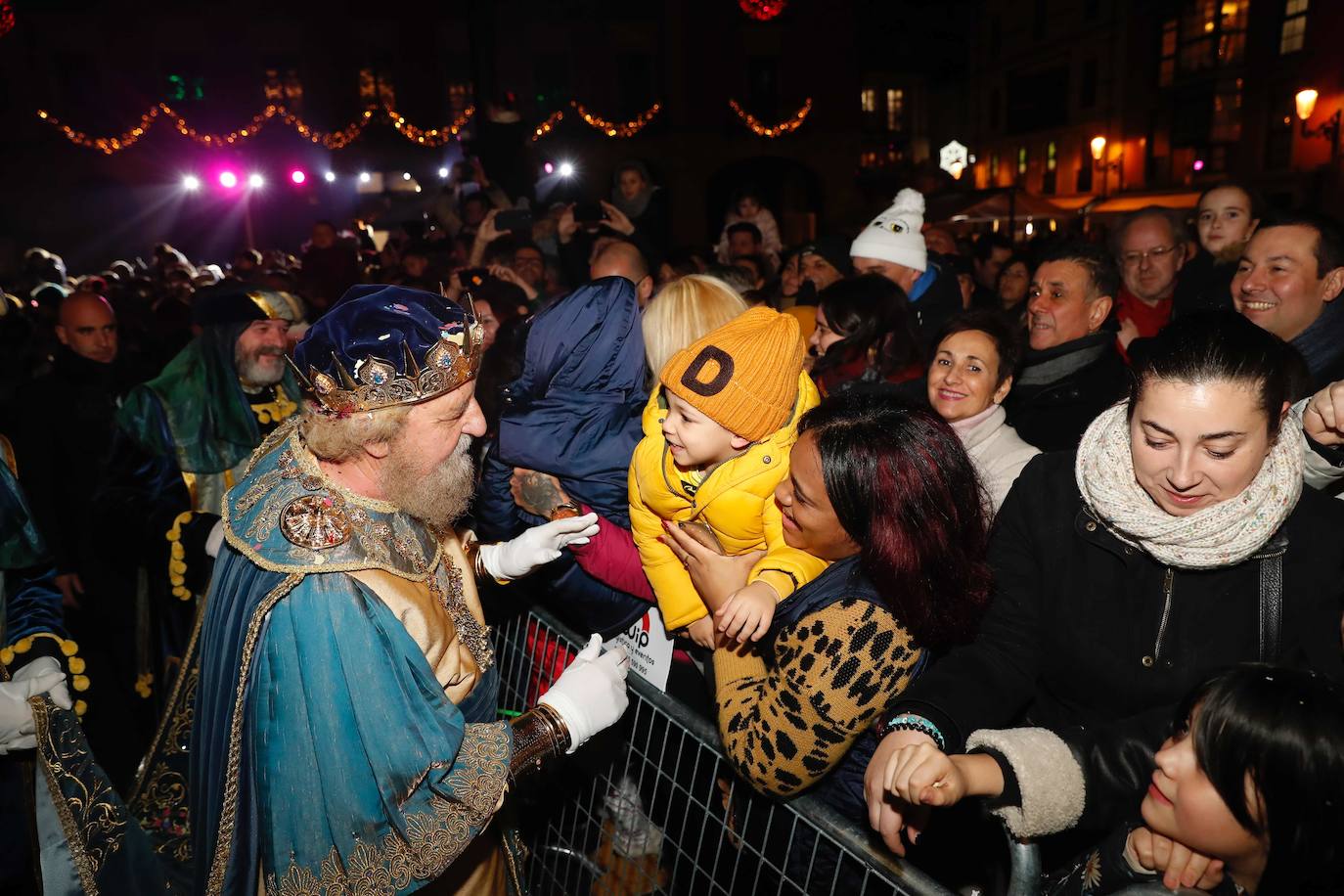 Fotos: ¿Estuviste en la cabalgata de Reyes de Gijón? ¡Búscate! (2)