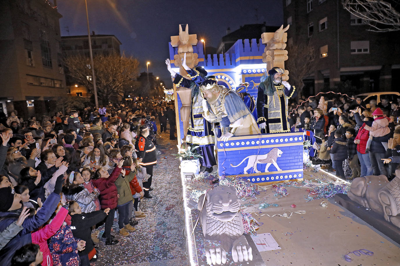 Fotos: Gijón se emociona con los Reyes Magos