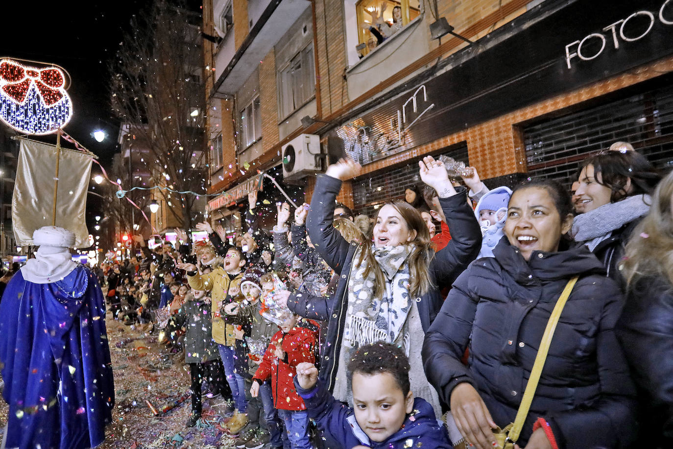Fotos: Gijón se emociona con los Reyes Magos