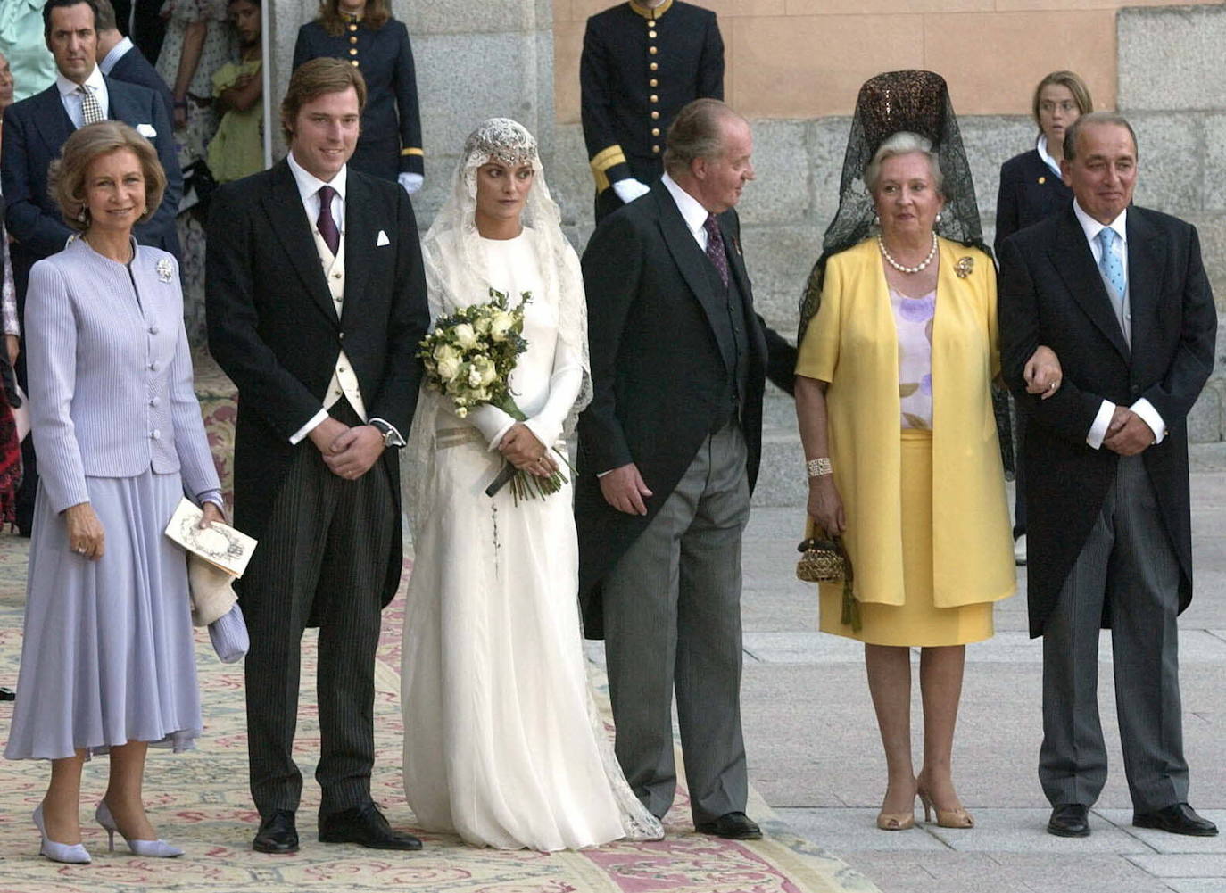 La infanta Pilar de Borbón visitó en muchas ocasiones el Principado. Ceremonias de entrega de los Premios Príncipe de Asturias en Oviedo o concursos hípicos disputados en Gijón fueron algunas de las citas que no eludió la hermana mayor del rey Juan Carlos.