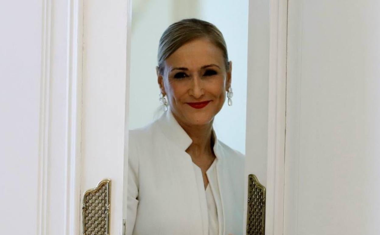 Cristina Cifuentes despeja las dudas sobre su participación en 'Supervivientes'