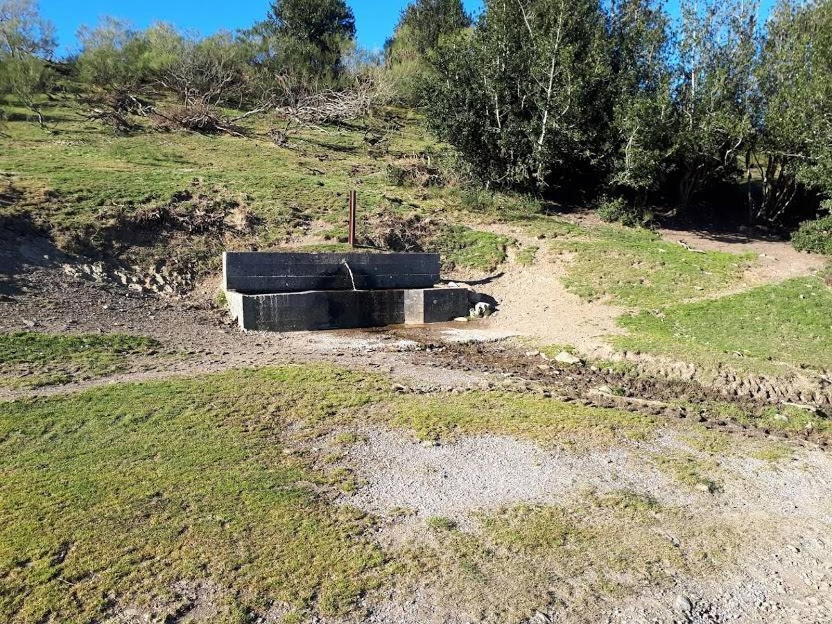 Fotos: El paisaje restaurado de Coto Bello a golpe de pedal