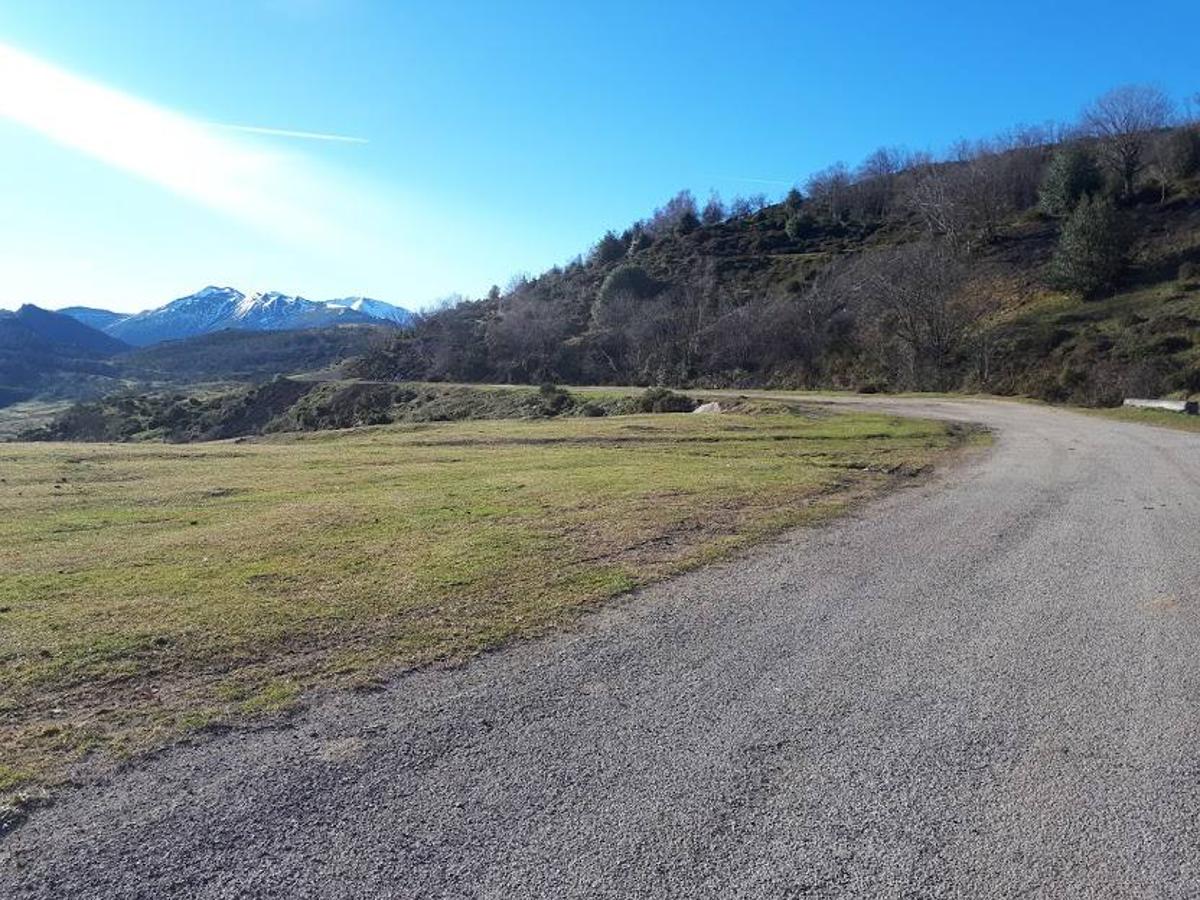 Fotos: El paisaje restaurado de Coto Bello a golpe de pedal