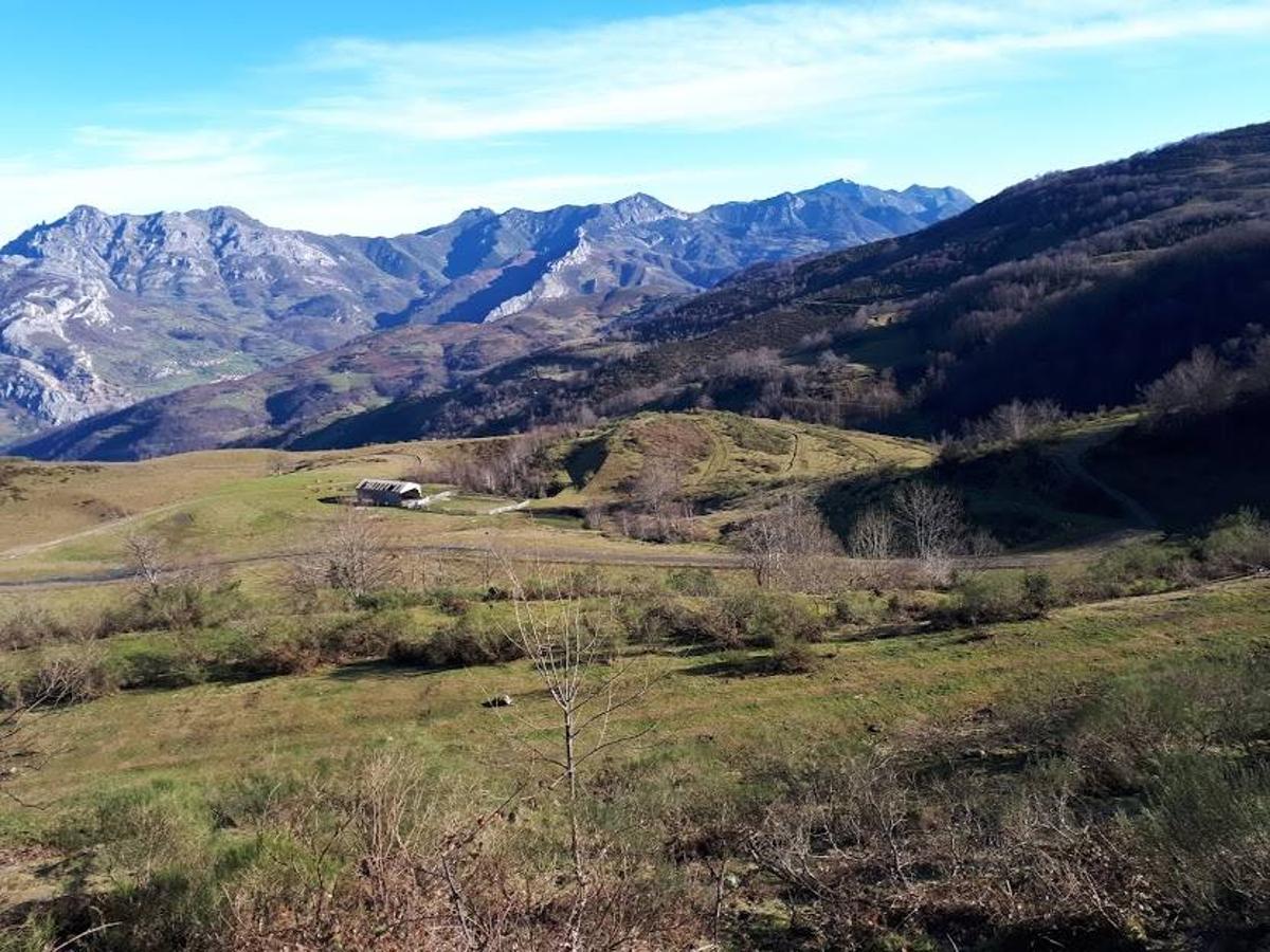 Fotos: El paisaje restaurado de Coto Bello a golpe de pedal