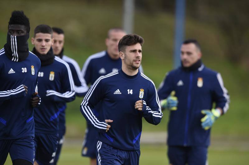 Los azules se han entrenado a las órdenes de Javi Rozada para preparar el próximo encuentro frente al Almería. 