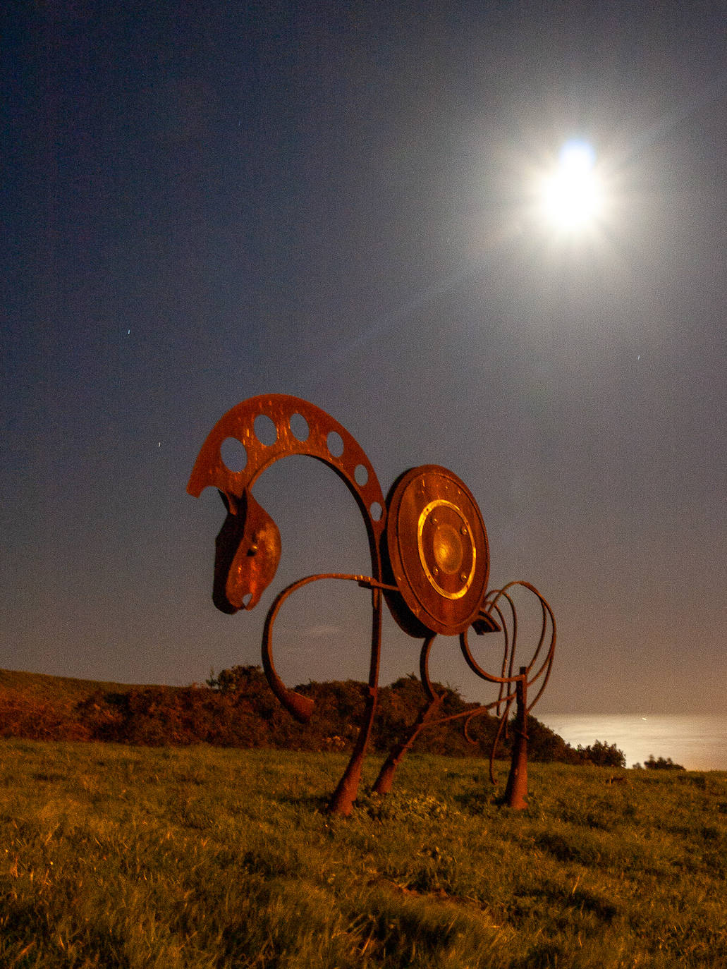 Imágenes reunidas en el concurso Arqueofoto realizado por los museos arqueológicos de Gijón con la colaboración de EL COMERCIO para difundir el patrimonio de la ciudad.