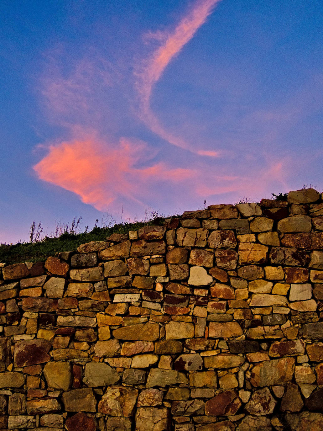 Imágenes reunidas en el concurso Arqueofoto realizado por los museos arqueológicos de Gijón con la colaboración de EL COMERCIO para difundir el patrimonio de la ciudad.