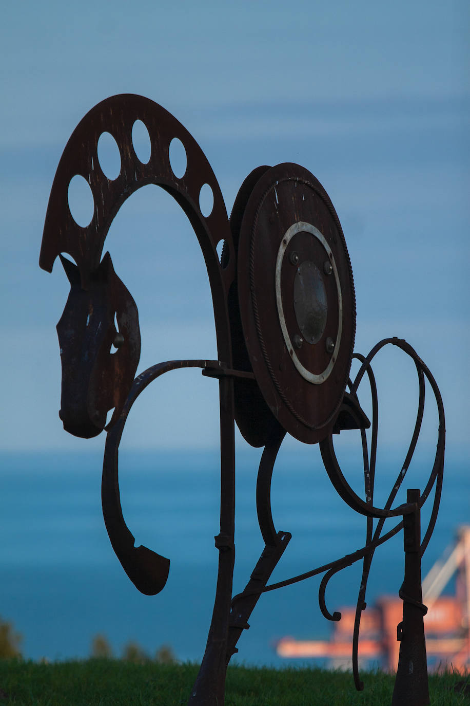 Imágenes reunidas en el concurso Arqueofoto realizado por los museos arqueológicos de Gijón con la colaboración de EL COMERCIO para difundir el patrimonio de la ciudad.