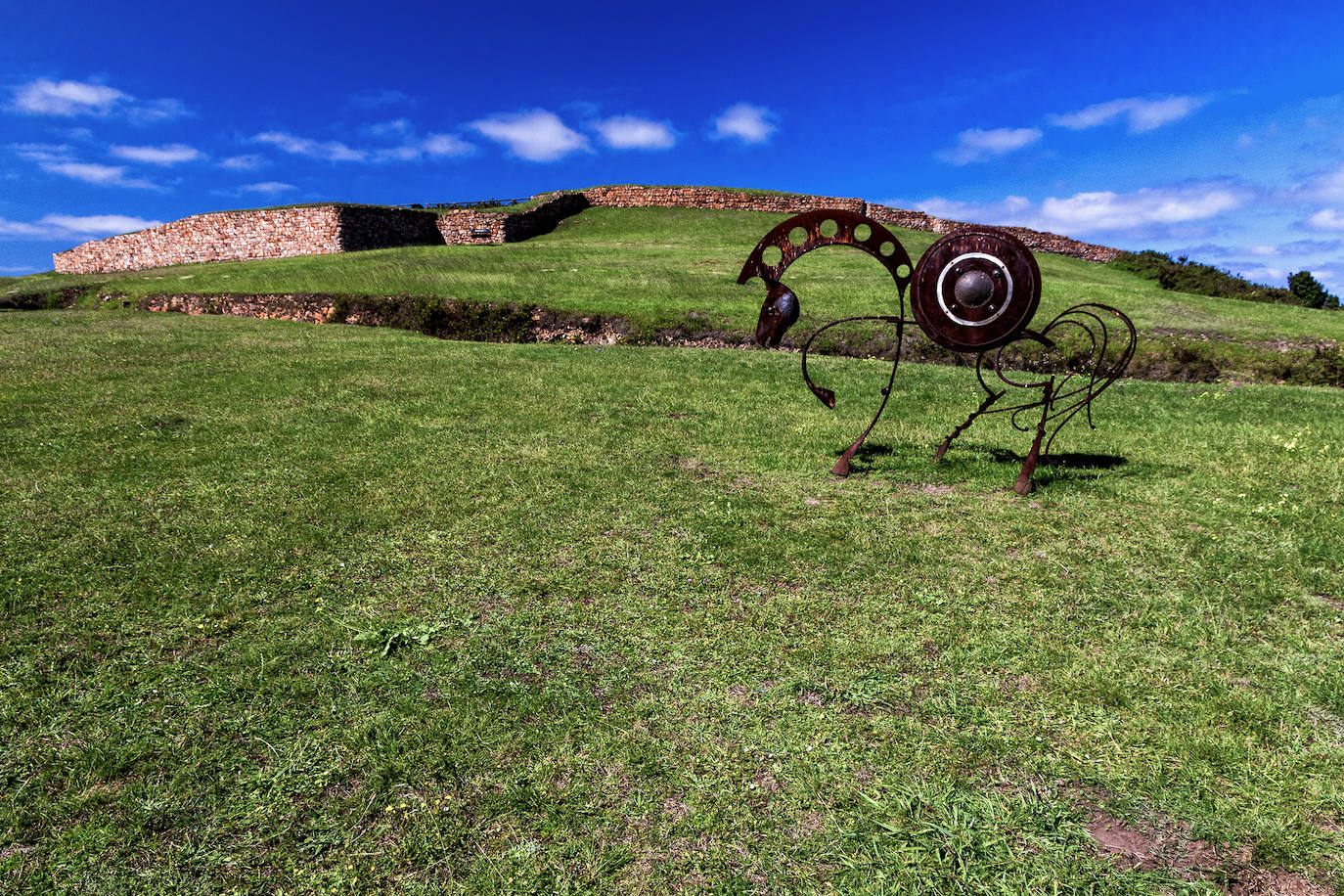 Imágenes reunidas en el concurso Arqueofoto realizado por los museos arqueológicos de Gijón con la colaboración de EL COMERCIO para difundir el patrimonio de la ciudad.