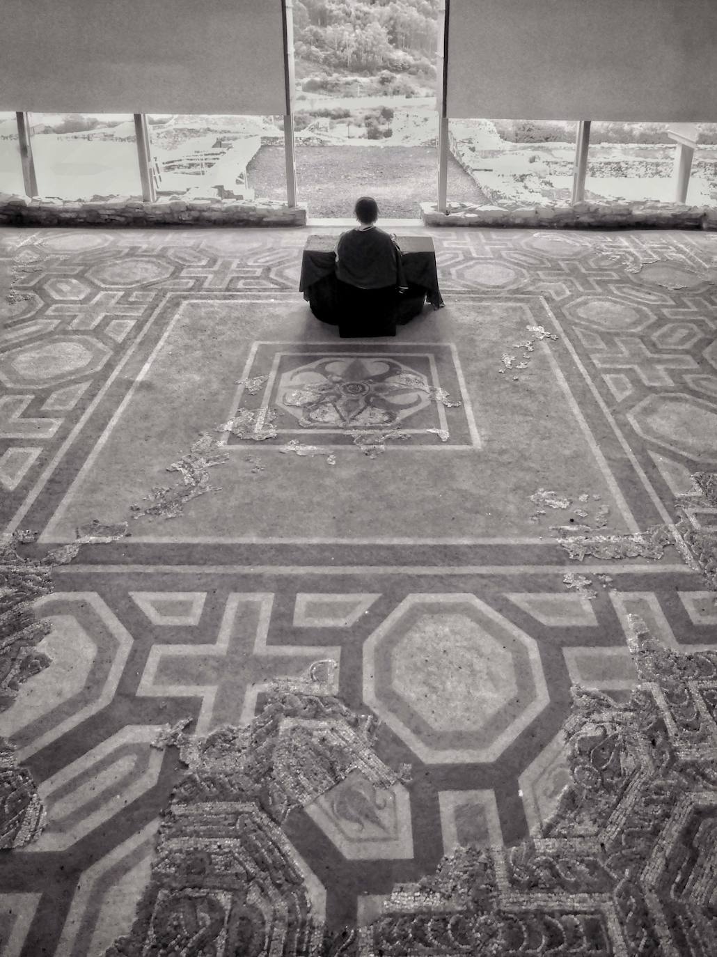 Imágenes reunidas en el concurso Arqueofoto realizado por los museos arqueológicos de Gijón con la colaboración de EL COMERCIO para difundir el patrimonio de la ciudad.