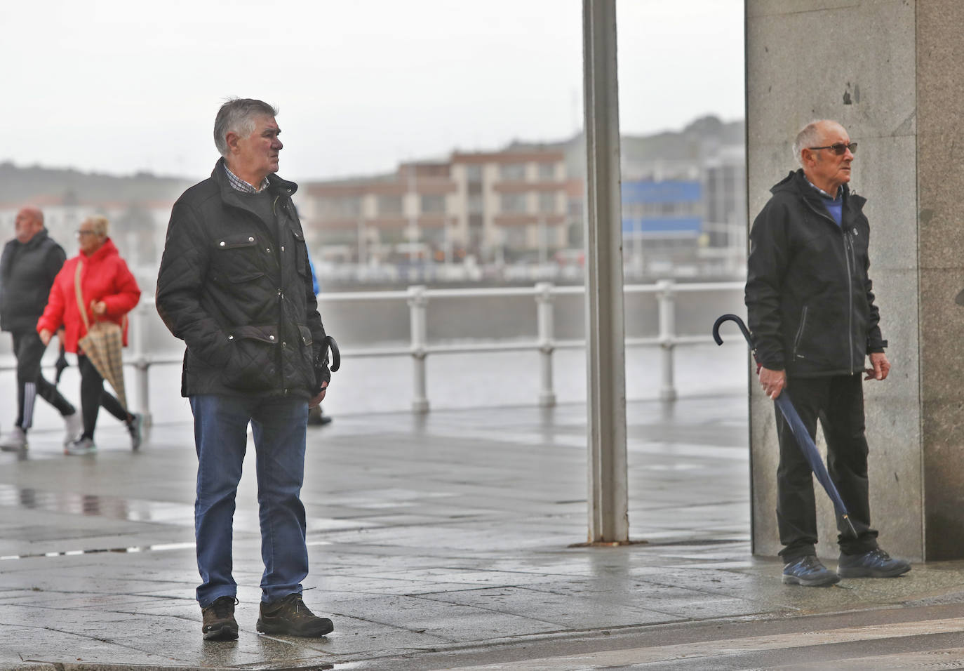 Las temperaturas aumentarán cinco grados durante esta jornada y el jueves los termómetros podrían registrar hasta veinte grados centígrados