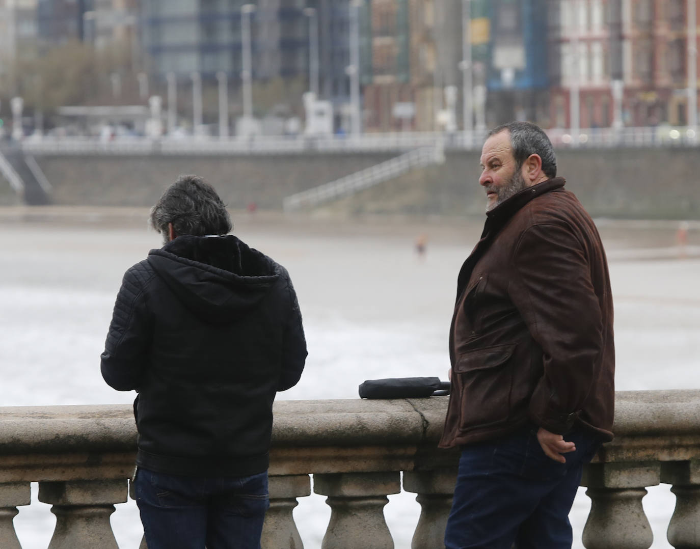 Las temperaturas aumentarán cinco grados durante esta jornada y el jueves los termómetros podrían registrar hasta veinte grados centígrados