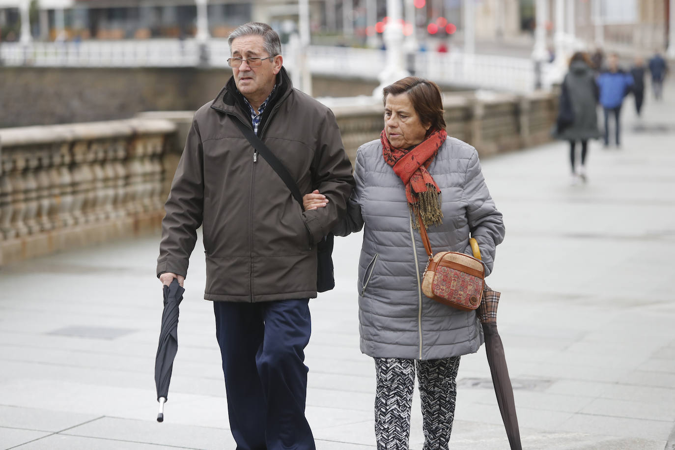 Las temperaturas aumentarán cinco grados durante esta jornada y el jueves los termómetros podrían registrar hasta veinte grados centígrados