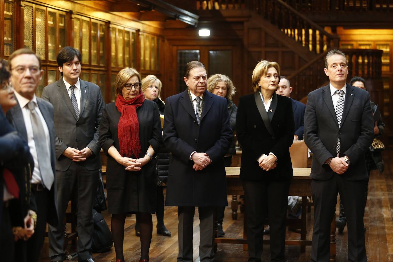 El empresario asturmexicano ensalzó el papel de las universidades públicas en un acto celebrado en la biblioteca del edificio histórico de la Universidad de Oviedo. 