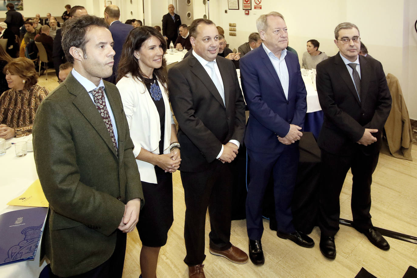El Fórum de EL COMERCIO ha reunido a los concejales de Gijón, Oviedo y Avilés, Aurelio Martín, Ignacio Cuesta y Pelayo García, quienes han aportado las diferentes visiones asturianas sobre 'El futuro de la movilidad en las ciudades asturianas'. 
