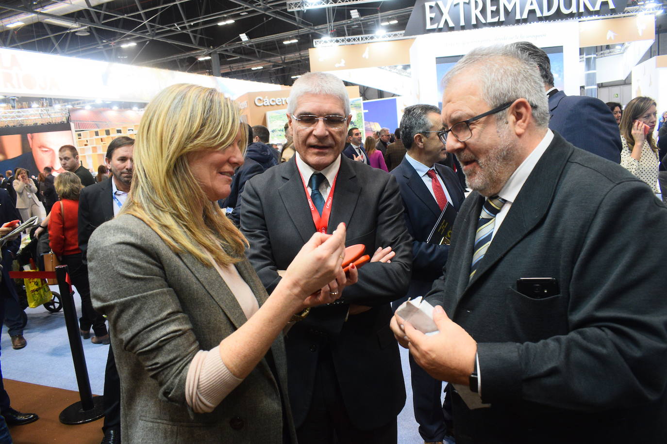 Doña Letizia abre la 40 edición de la mayor feria turística del mundo en la que Asturias estrena pabellón