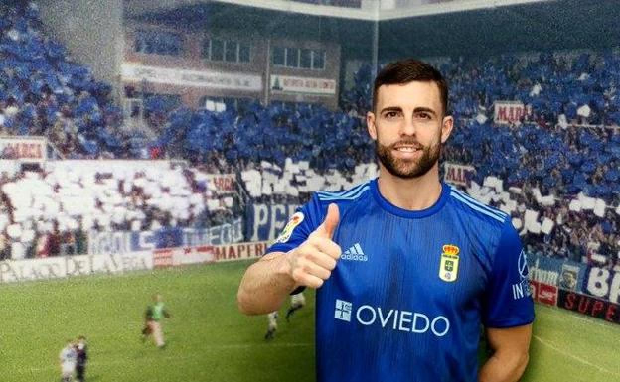 Rodri posa con la camiseta del Oviedo.